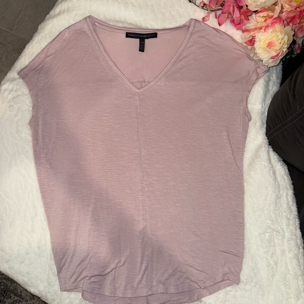 3 x 20$ White House Black Market Soft Pink V-Neck Tee Size XXS